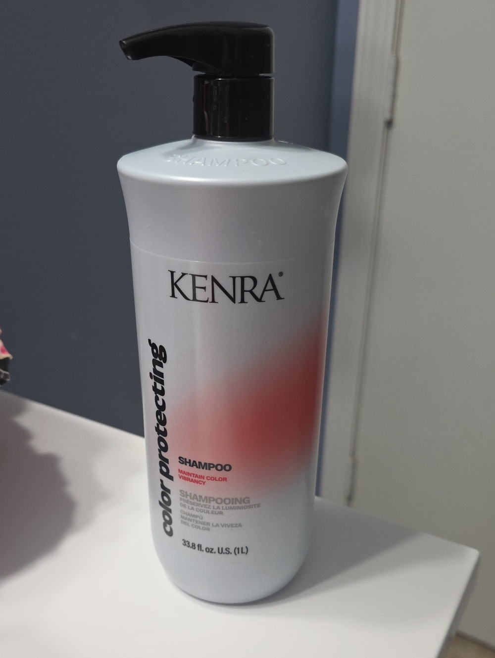 Color Protecting Shampoo - White with Pink Accent